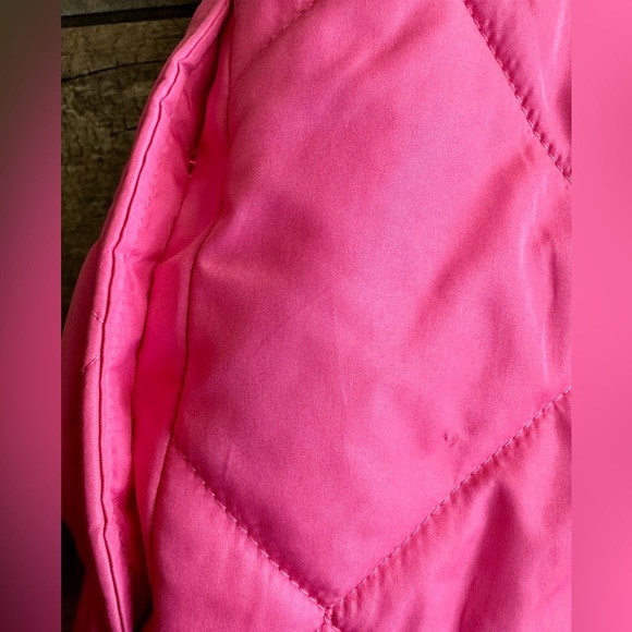 European Brand Pieces Puffer Style Vest Jacket sz L True Pink - Picture 12 of 14